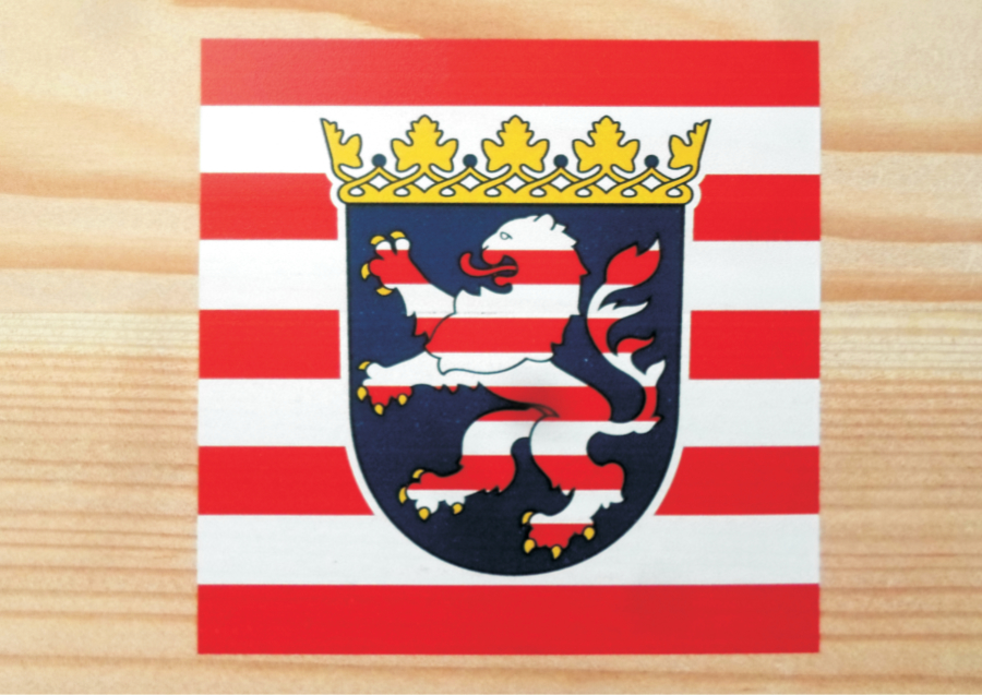 Holzschilder für Kita in Hamburg mit Logos